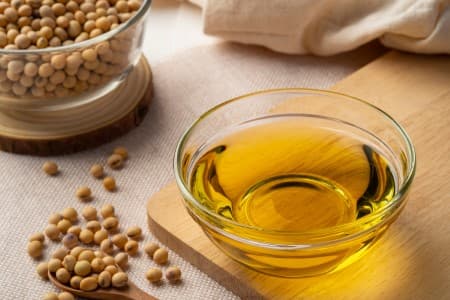Crude-Soyoil-Govt-ups-base-import-prices-of-crude-soyoil-by-11-tn-other-oils-by-25-tn