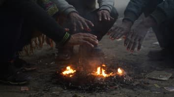 Weather-Alert-IMD-sees-heavy-rain-or-snow-thunderstorms-over-north-India-on-Sun-Mon