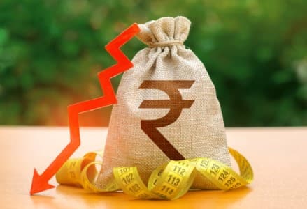 Trump-Tantrum-SBI-report-says-impact-on-rupee-from-Trump-s-US-presidency-to-be-short-lived
