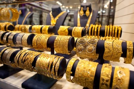 Higher-Prices-As-gold-prices-hit-fresh-highs-customers-queue-up-to-sell-old-jewellery
