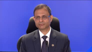 RBI-Governor-RBI-Malhotra-tells-fincl-system-members-to-improve-customer-svc-use-more-AI