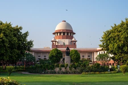 Cash-at-home-Case-Justice-Varma-moves-SC-vs-in-house-committee-s-report