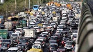 Old-Vehicles-SC-says-no-coercive-action-against-owners-of-overage-vehicles-in-Delhi-NCR