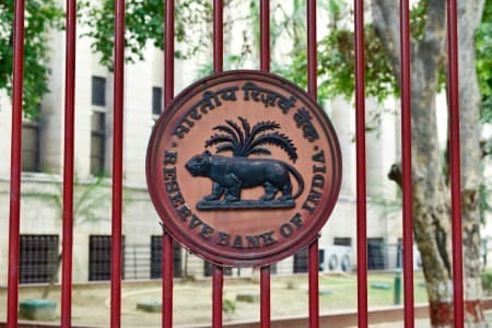 Informist-Poll-RBI-may-keep-rupee-steady-Dec-end-but-weakening-bias-to-stay