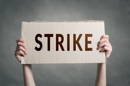 Bank-Strike-PSU-banks-to-stay-open-Sunday-in-view-of-proposed-3-day-staff-strike
